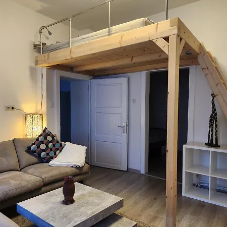 Susanne Apartment *